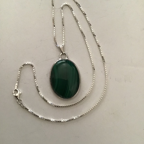 STERLING MALACHITE PENDANT NECKLACE - Picture 1 of 5